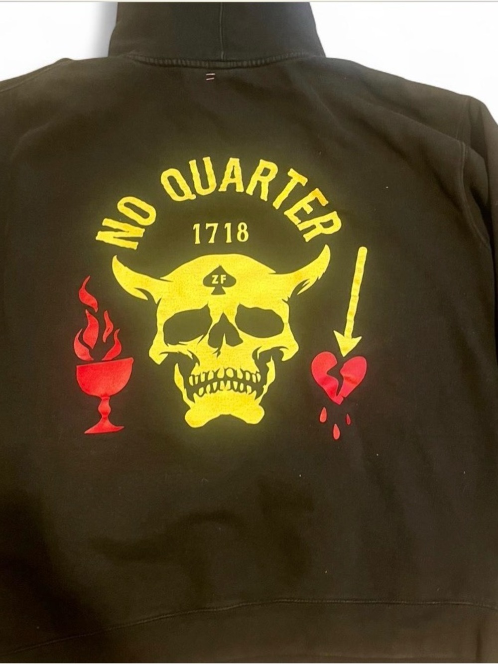 No Quarter Skull Graphic Men's Black Sweatshirt